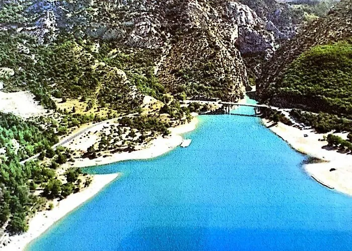 Apartman Clos Augusta 2 *