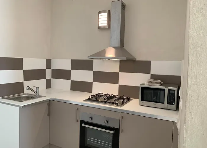 Apartman Clos Augusta 2 *