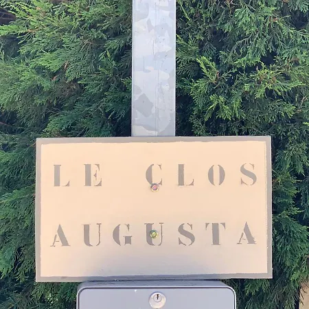 Apartment Clos Augusta 2 *